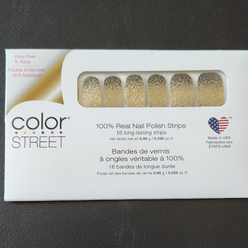 Color Street Glittering Gold Nail Strips
